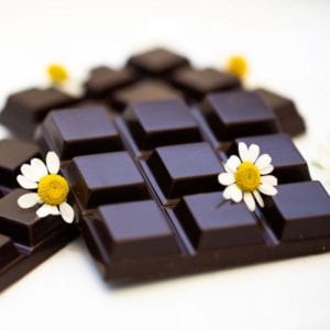 bbc chocolate with daisies 600x600