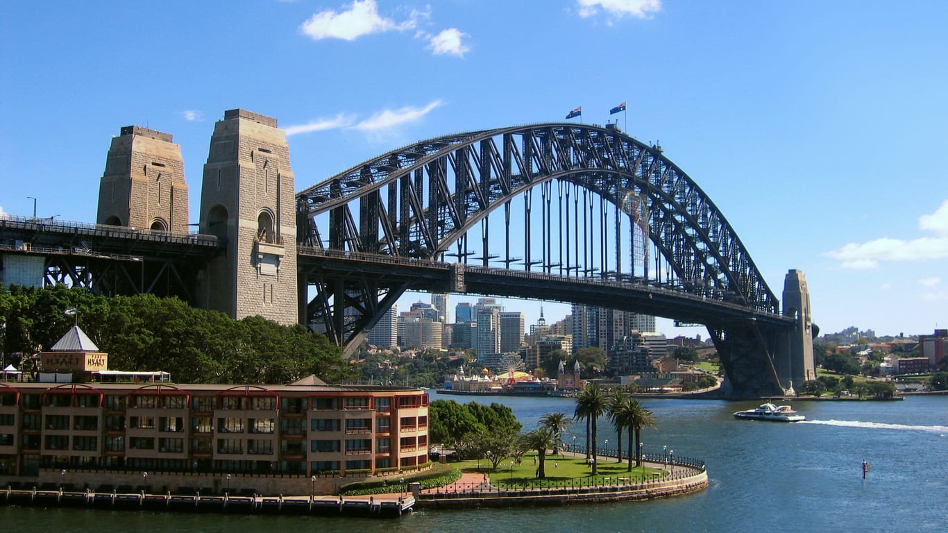 1770 sydney harbour bridge 1366x768 world wallpaper